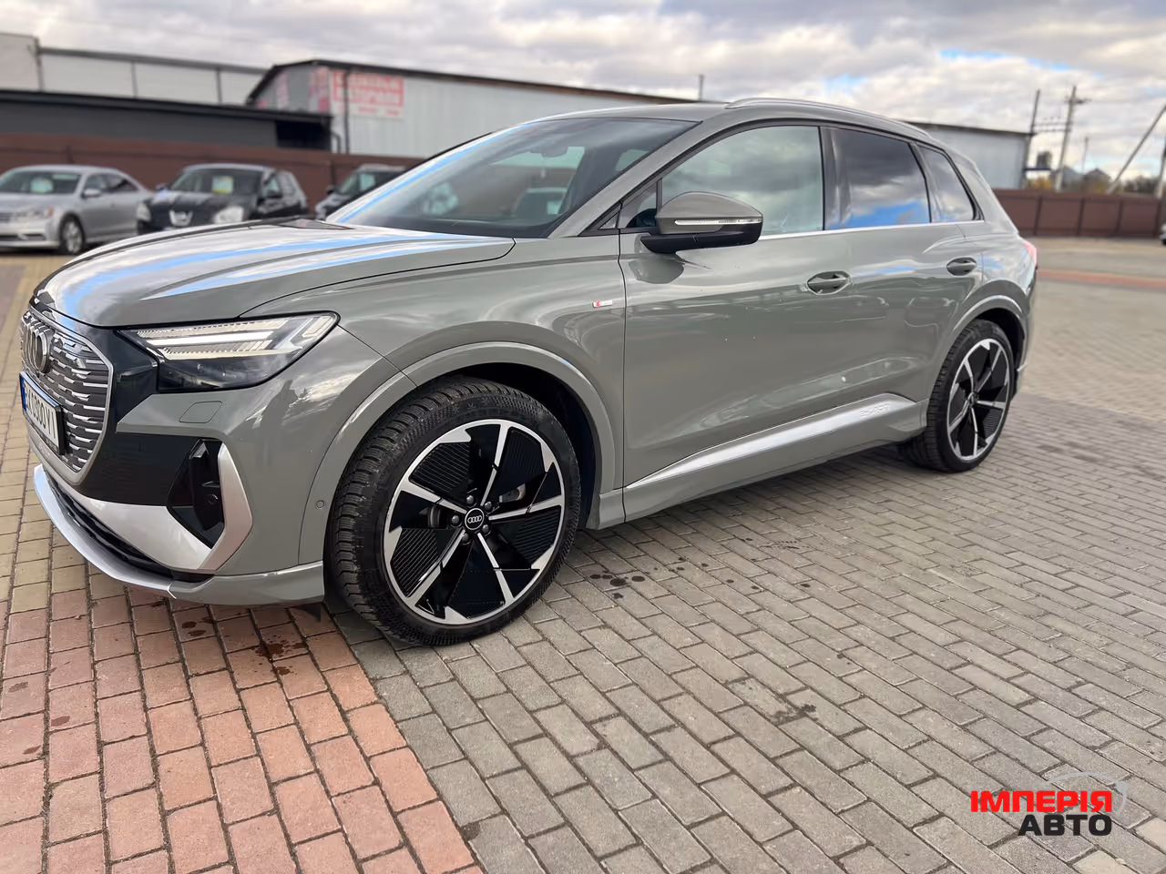 Audi Q4 e-tron - фото 4