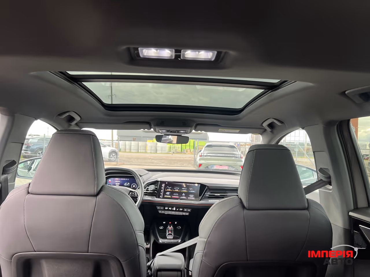 Audi Q4 e-tron - фото 11