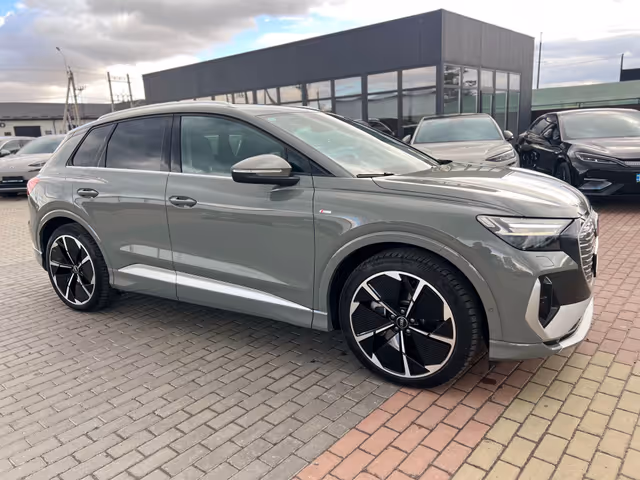 Audi Q4 e-tron - фото 3