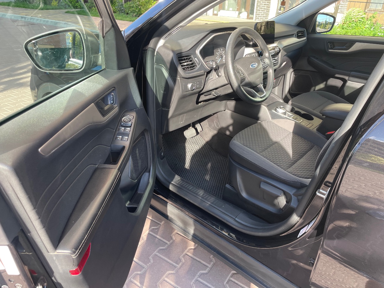 Ford Escape - фото 19