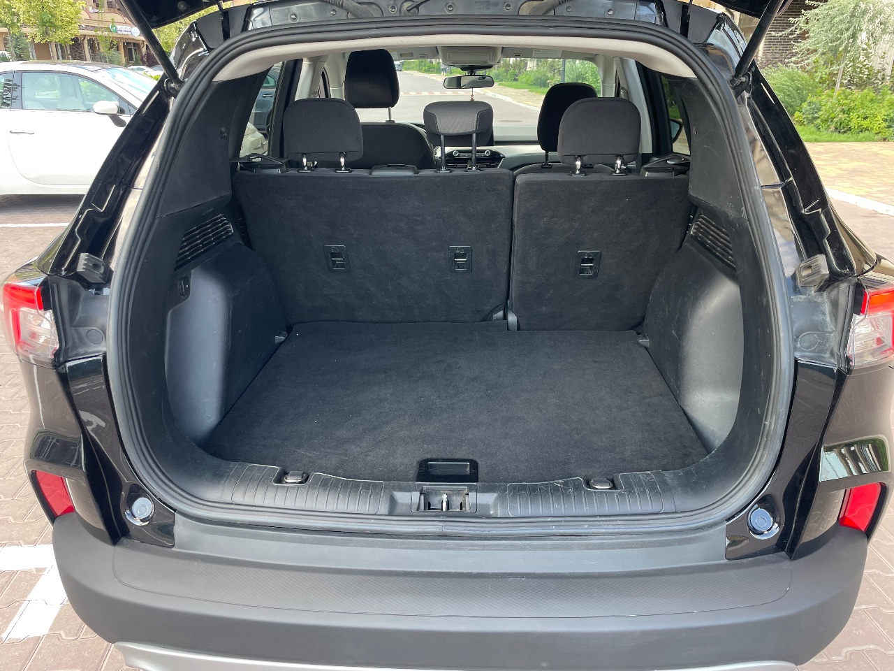 Ford Escape - фото 16