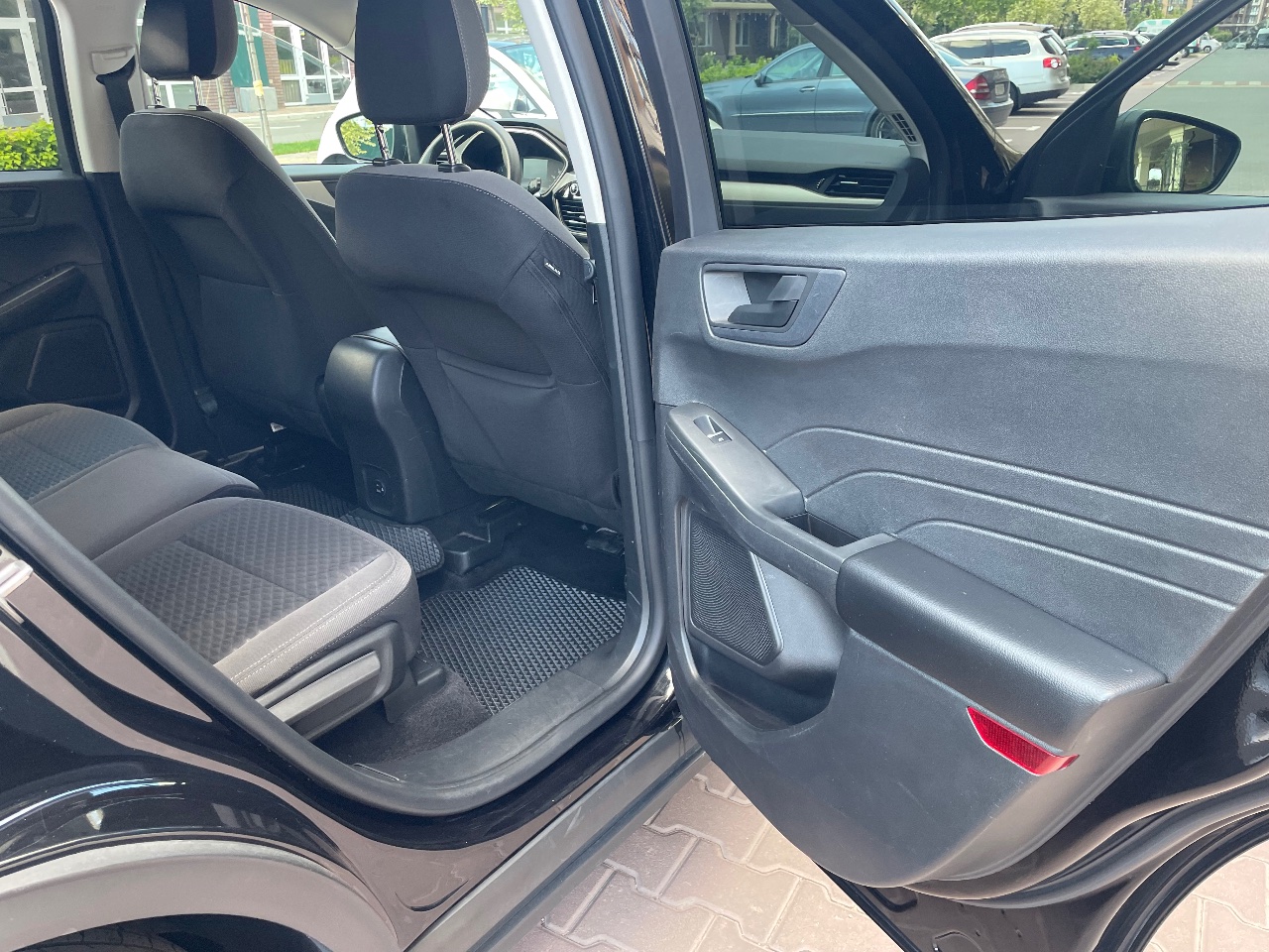 Ford Escape - фото 18