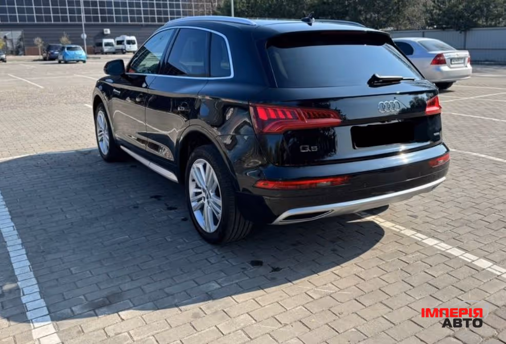 Audi Q5 - фото 6