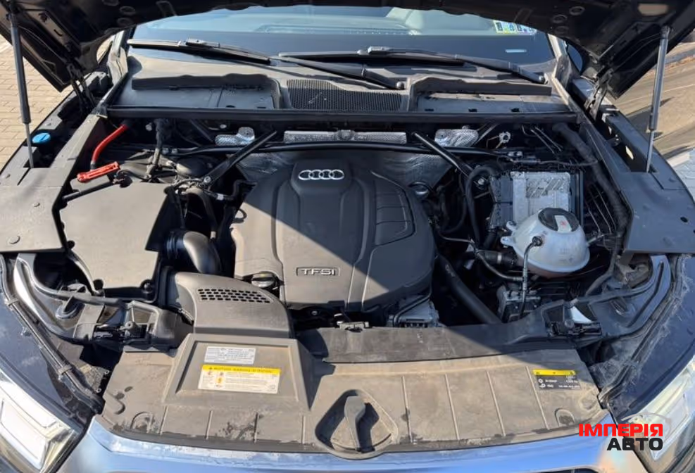 Audi Q5 - фото 16