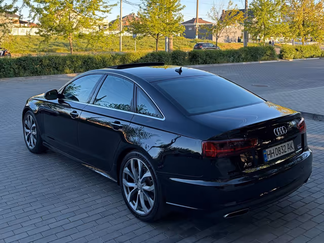 Audi A6 - фото 5