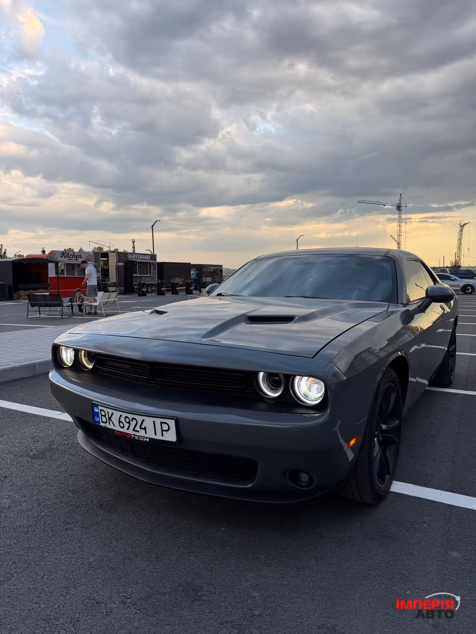 Dodge Challenger - фото 6