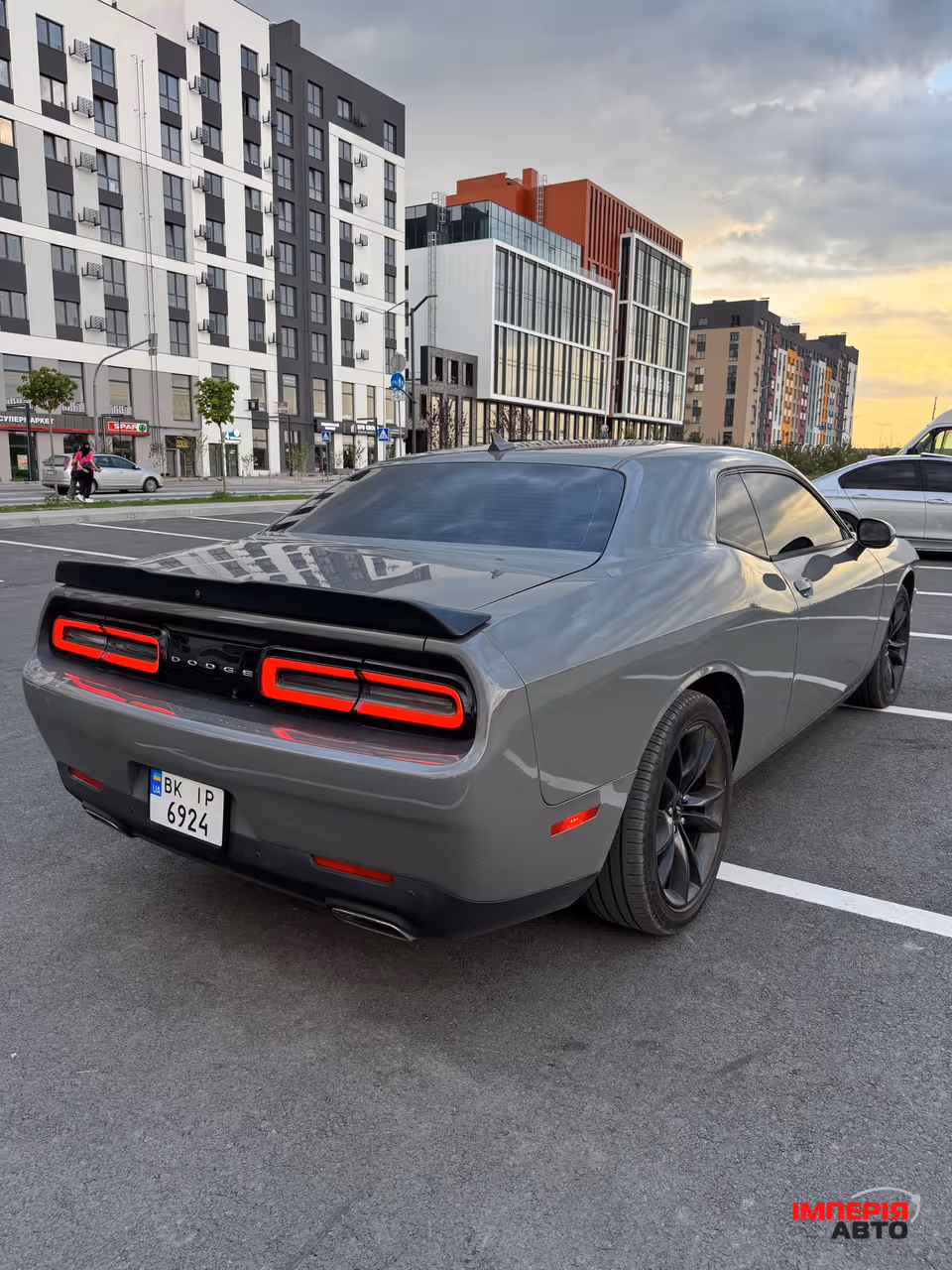 Dodge Challenger - фото 16