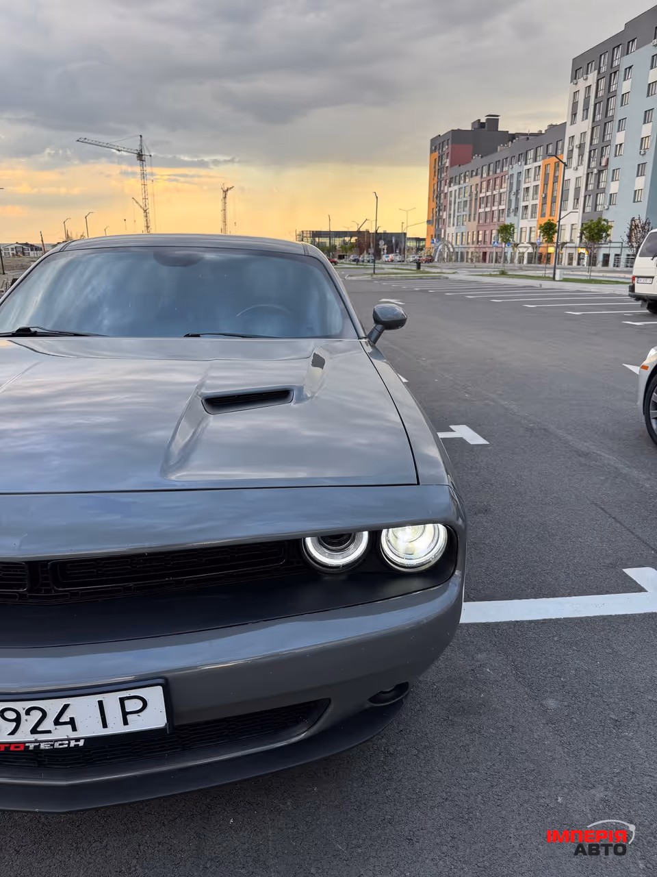 Dodge Challenger - фото 7