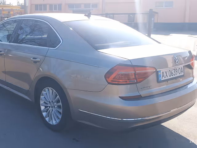 Volkswagen Passat USA/NMS - фото 5