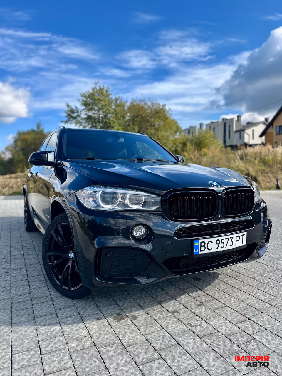 BMW X5 - фото 2