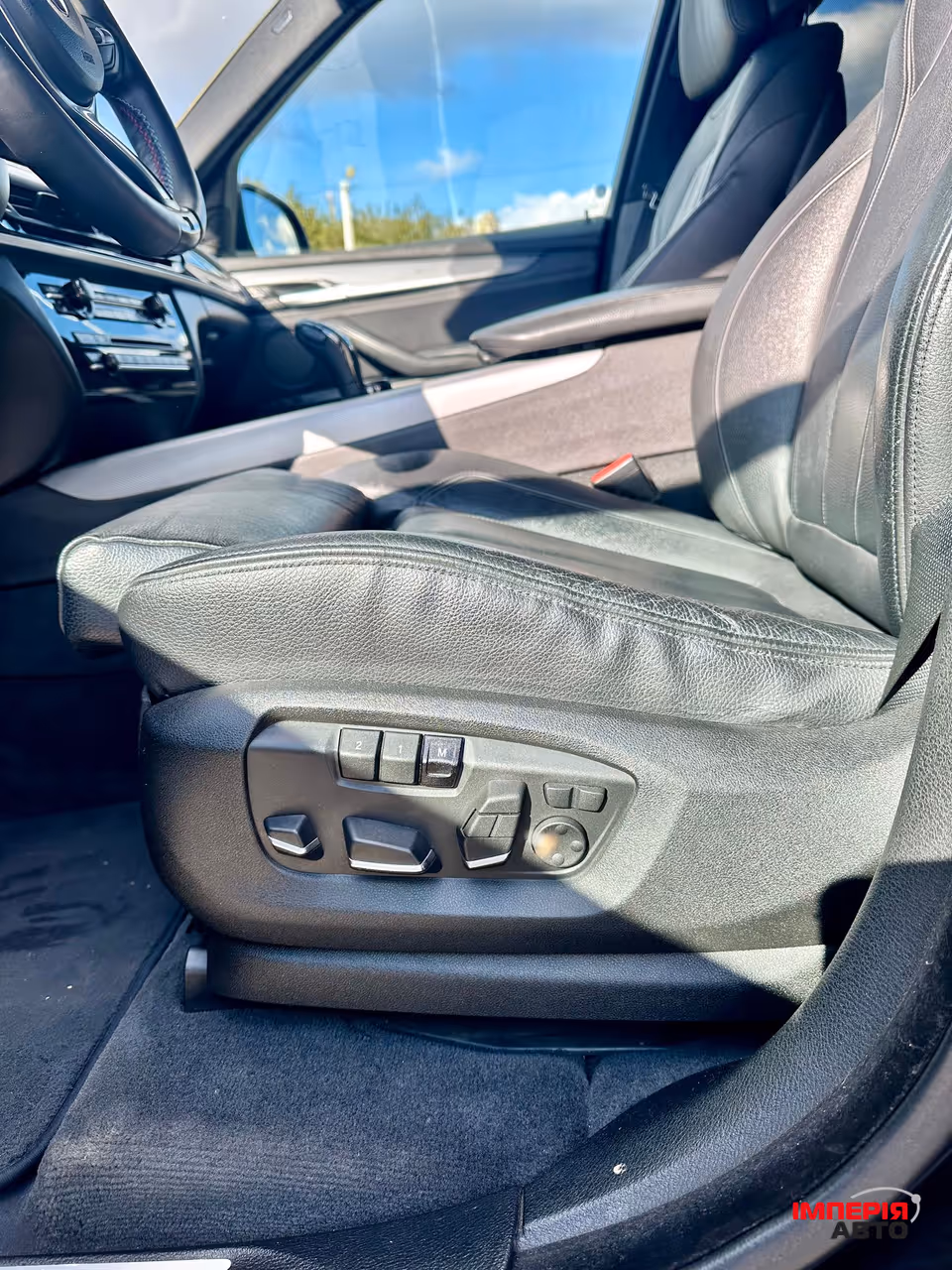 BMW X5 - фото 34