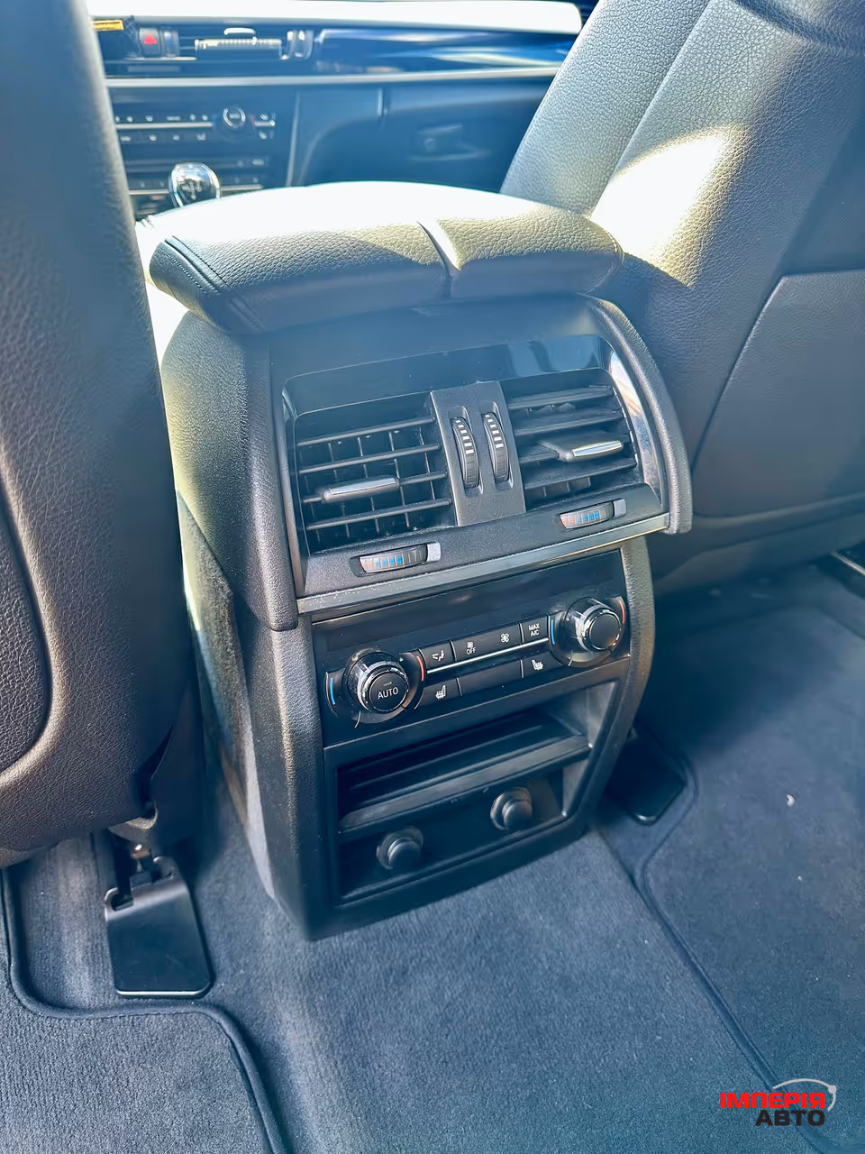 BMW X5 - фото 31