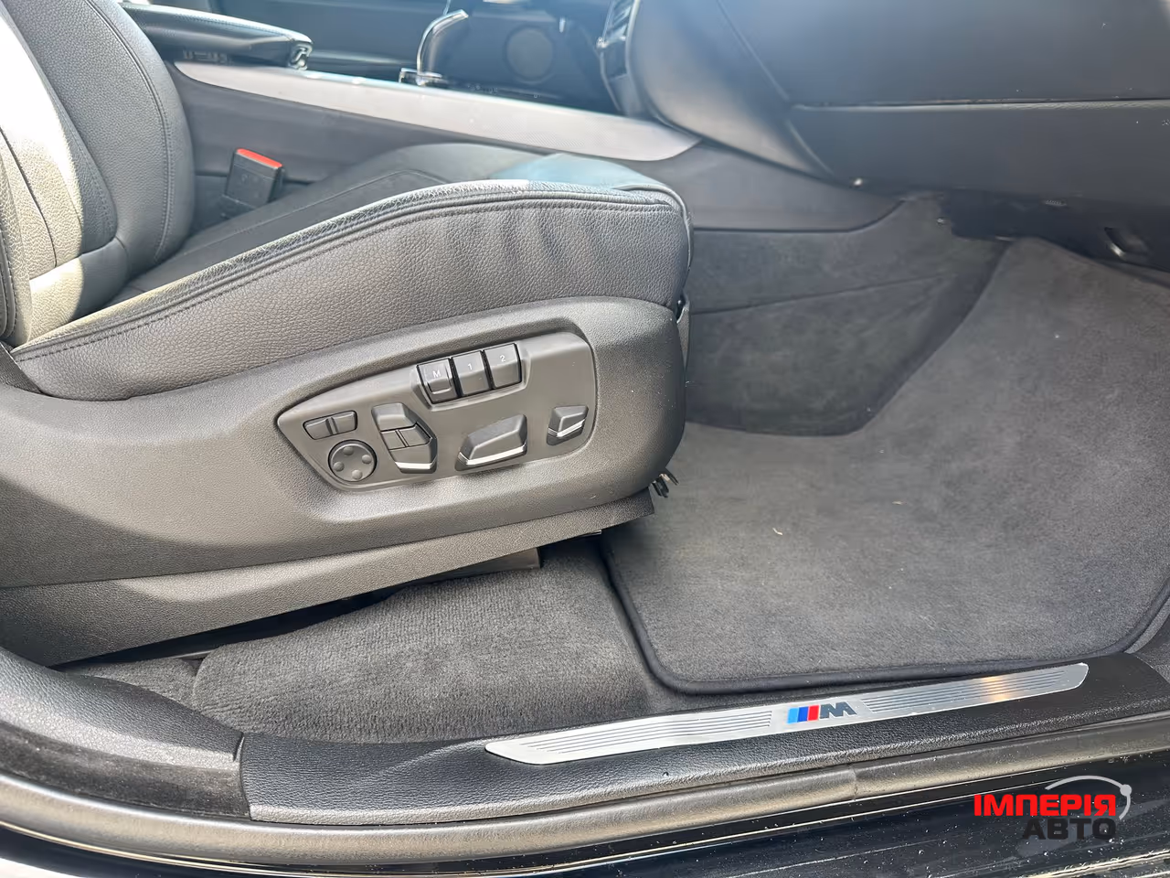 BMW X5 - фото 24