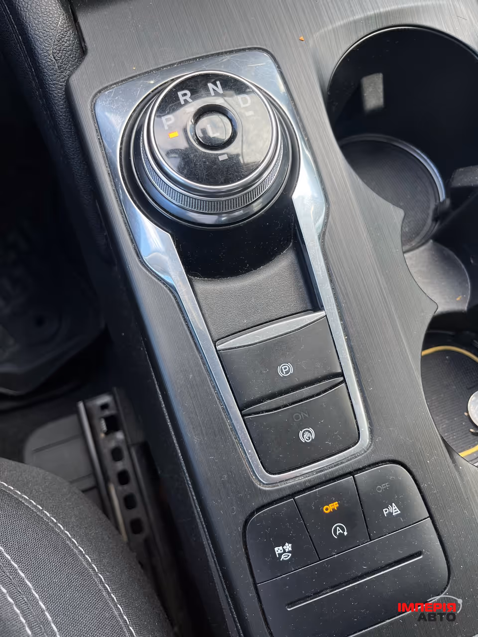 Ford Kuga - фото 19