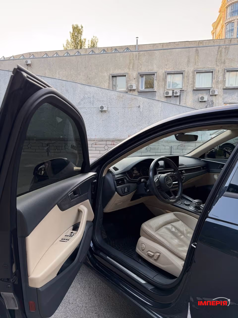 Audi A4 - фото 6