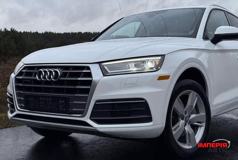 Audi Q5 - фото 1