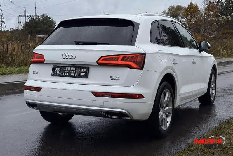 Audi Q5 - фото 9