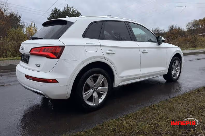 Audi Q5 - фото 7