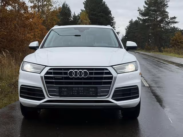 Audi Q5 - фото 3