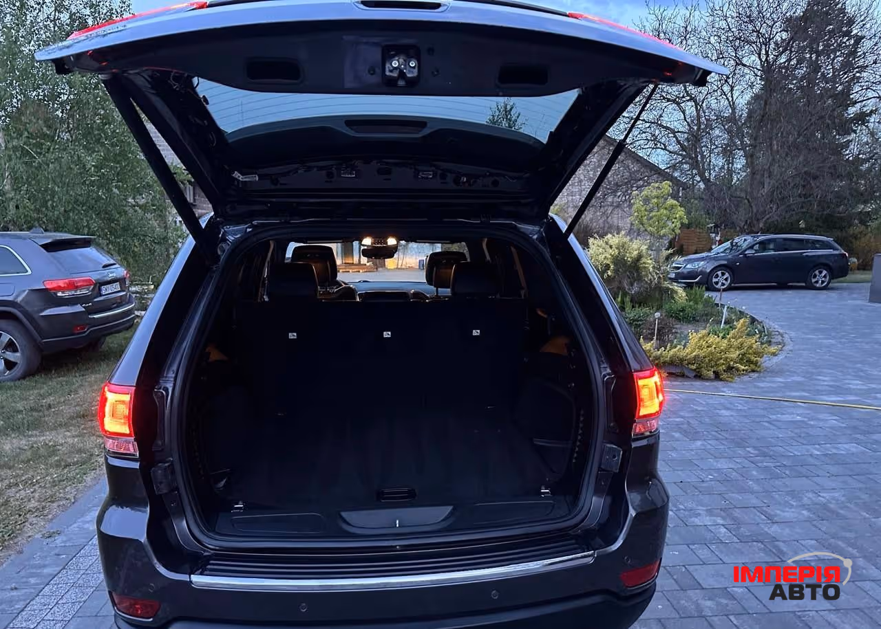 Jeep Grand Cherokee - фото 7