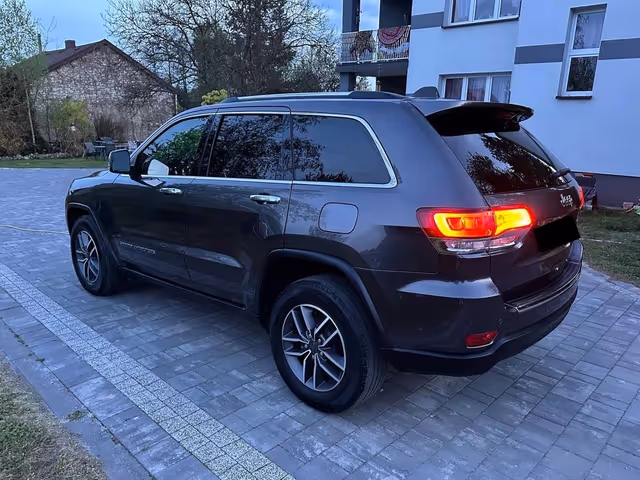 Jeep Grand Cherokee - фото 5