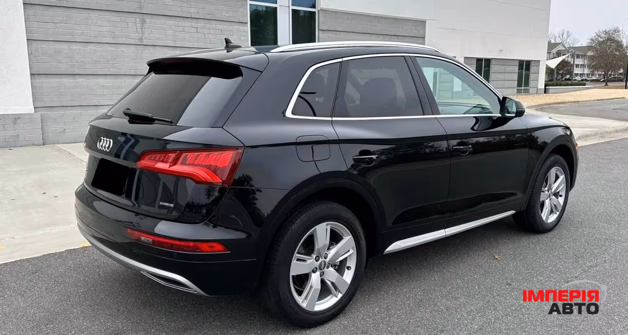 Audi Q5 - фото 5