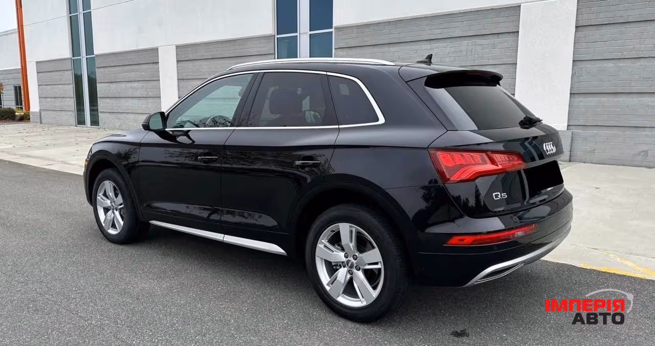 Audi Q5 - фото 3