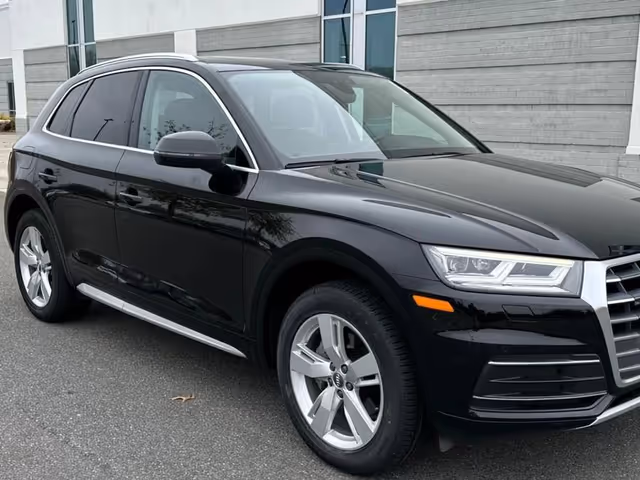 Audi Q5 - фото 4