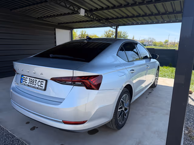Skoda Octavia - фото 3