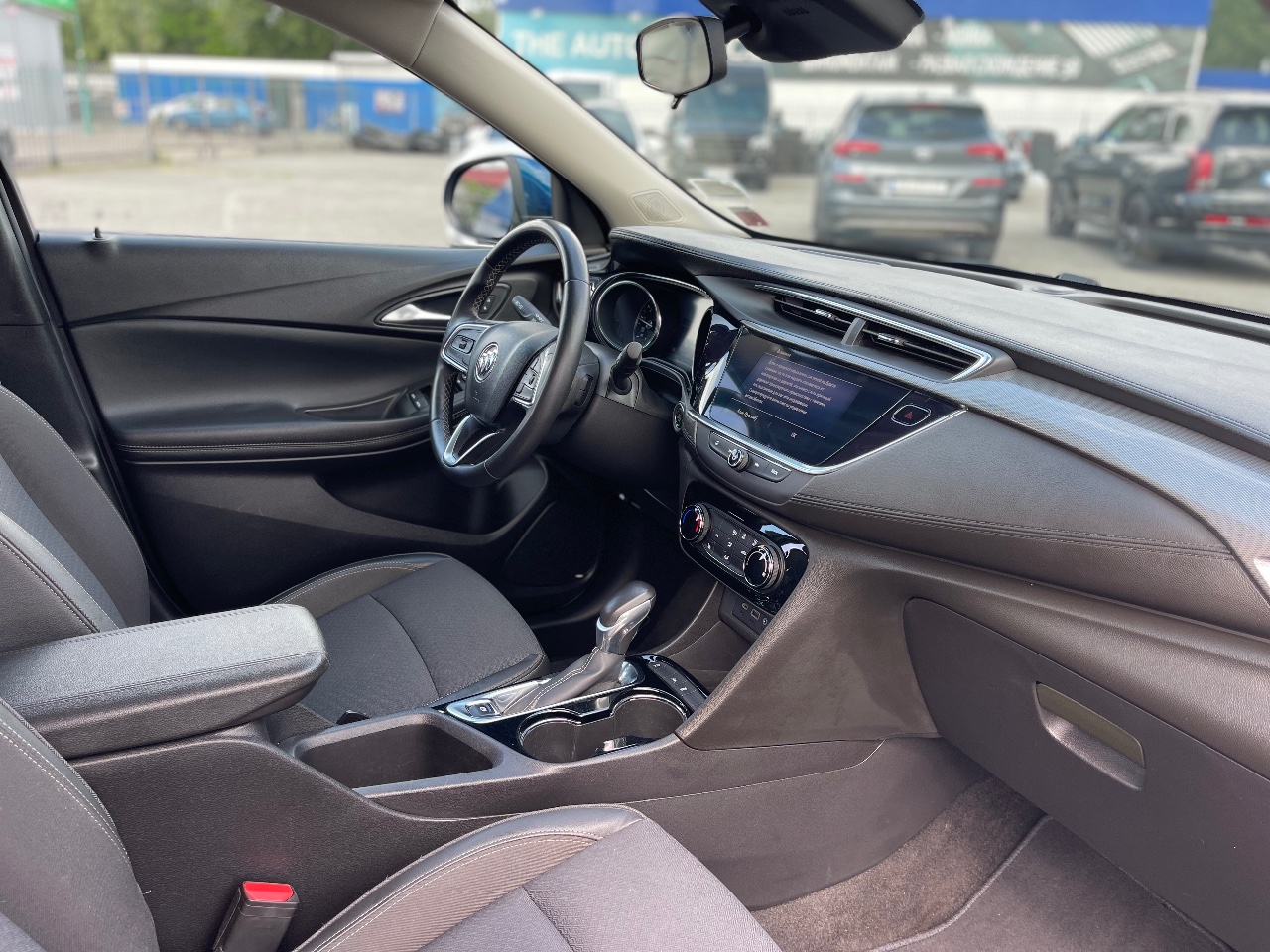 Buick Encore GX - фото 24