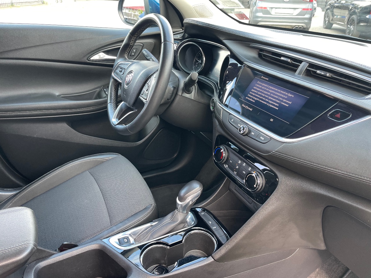 Buick Encore GX - фото 27