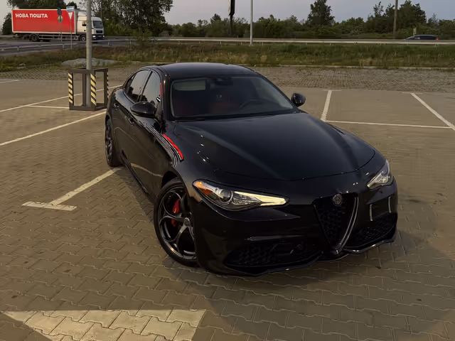 Alfa Romeo Giulia - фото 5