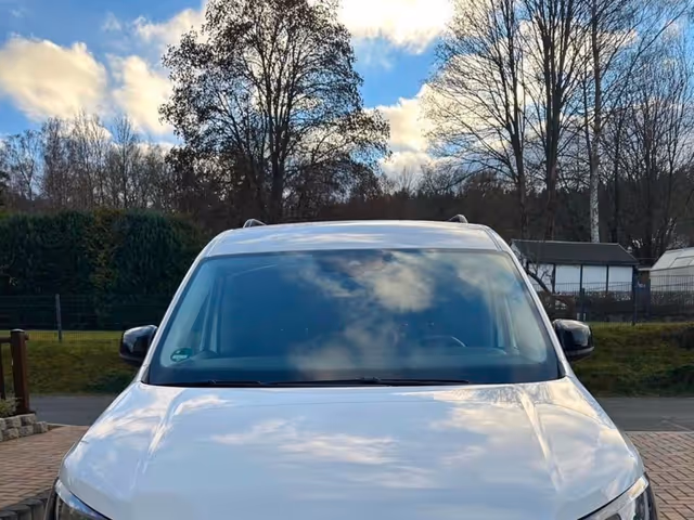 Volkswagen Caddy - фото 2