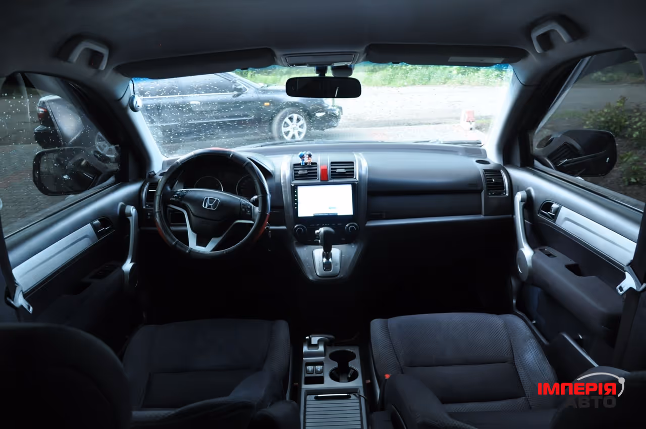 Honda CR-V - фото 12