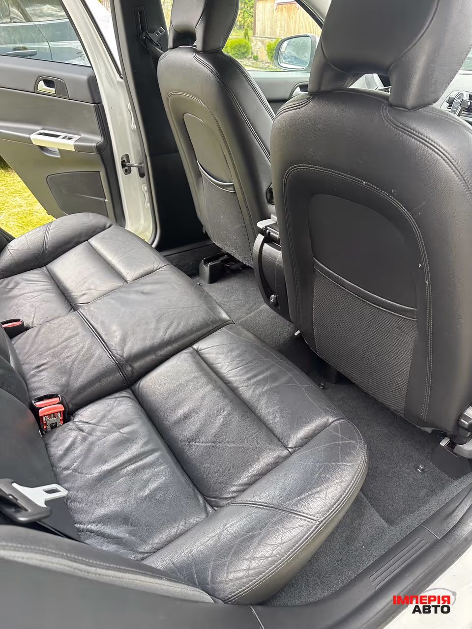 Volvo V50 - фото 11