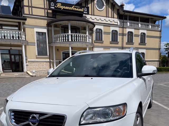 Volvo V50 - фото 4