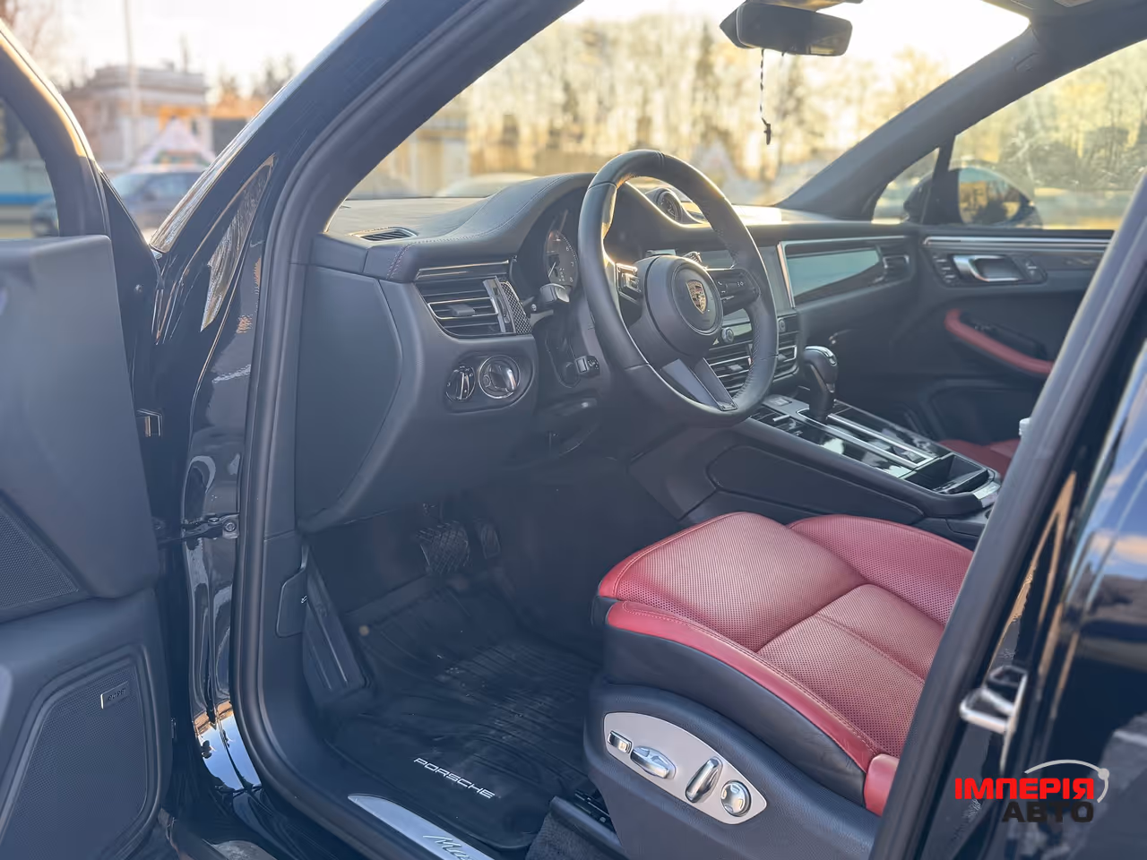 Porsche Macan - фото 16