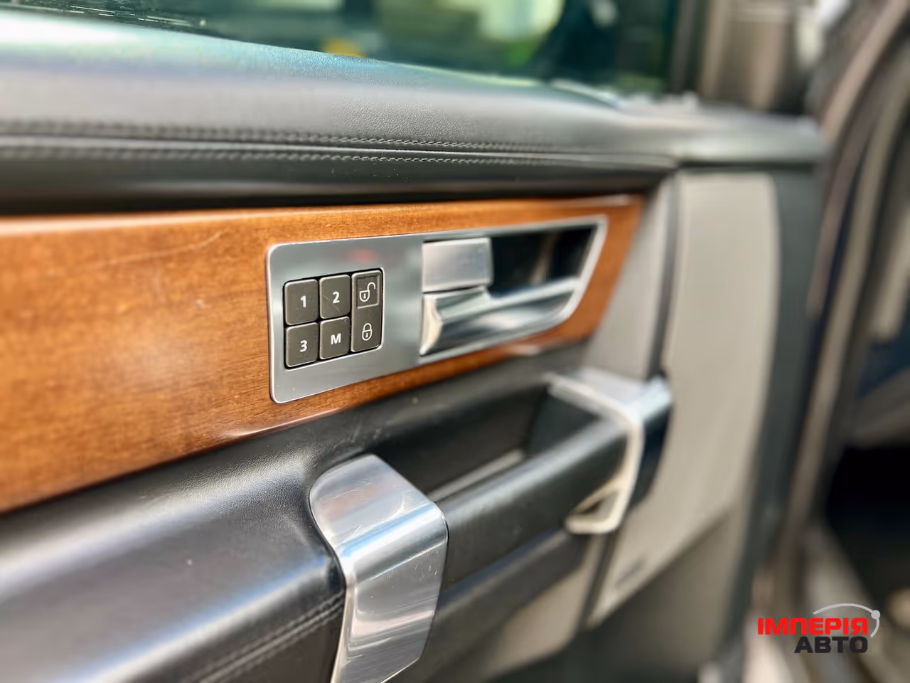 Land Rover Discovery - фото 12