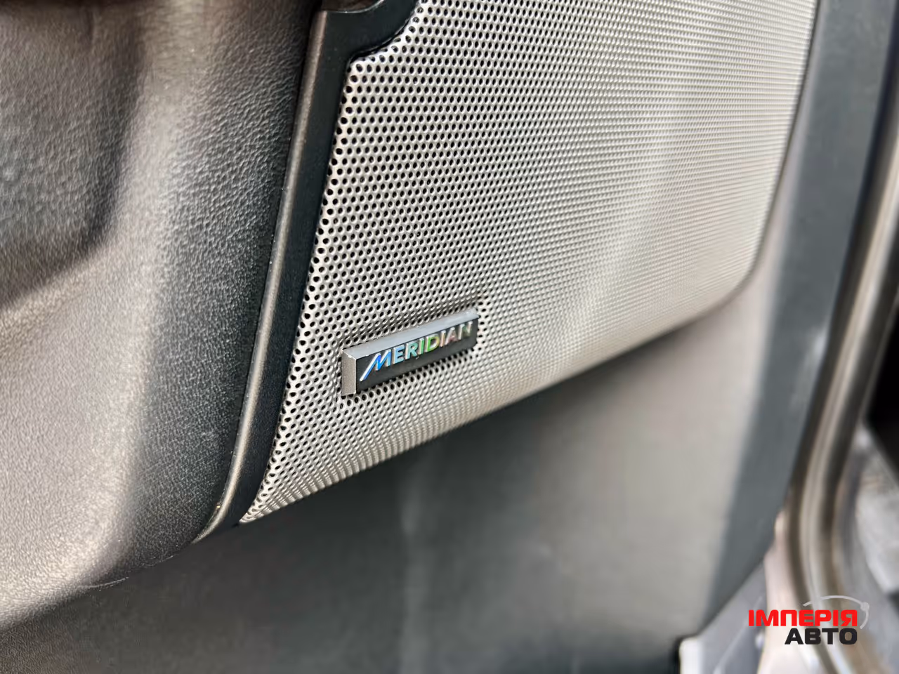 Land Rover Discovery - фото 13