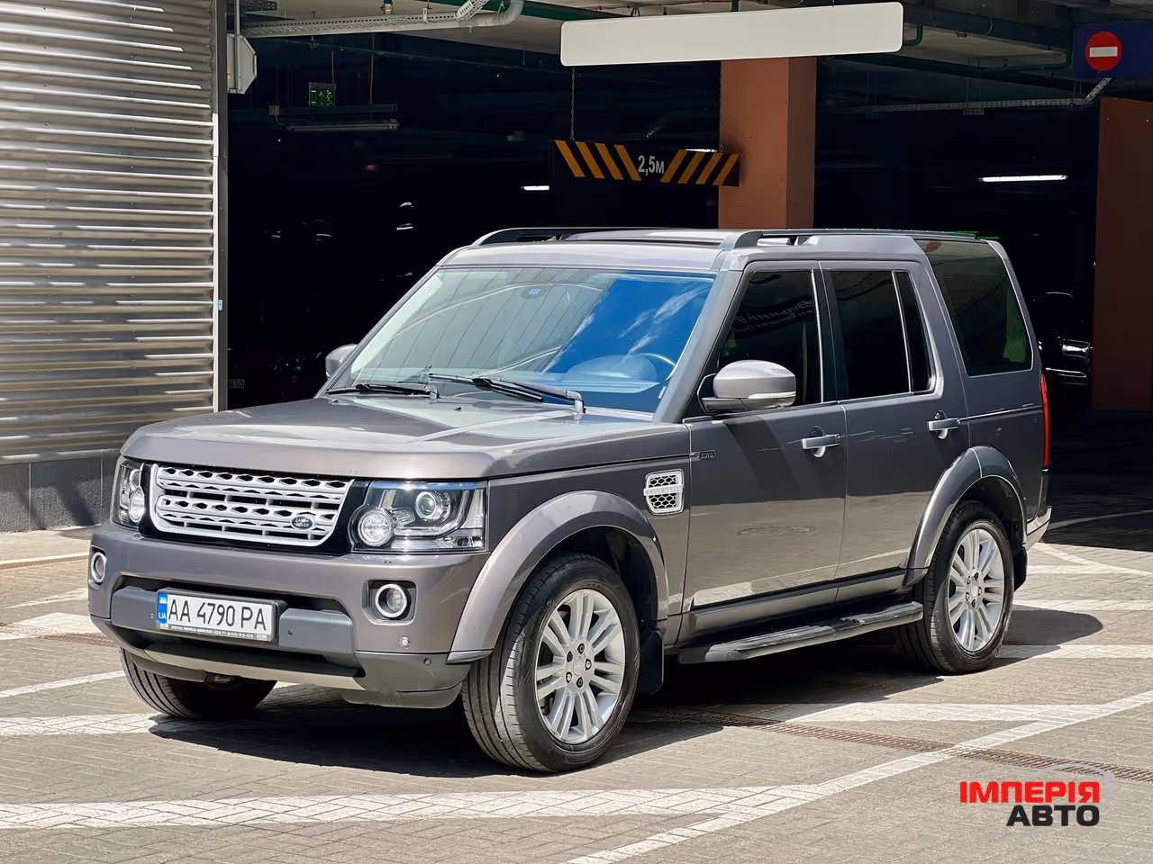 Land Rover Discovery - фото 1