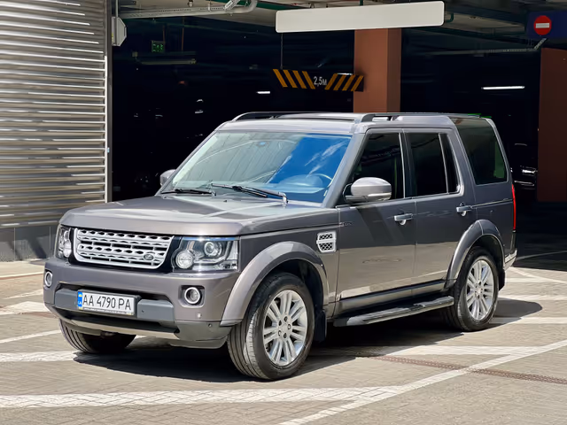 Land Rover Discovery - фото 1