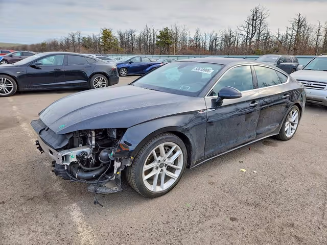Audi A5 - фото 1