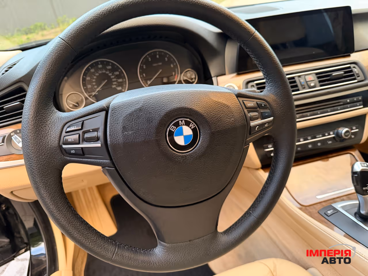 BMW 5 серії - фото 9