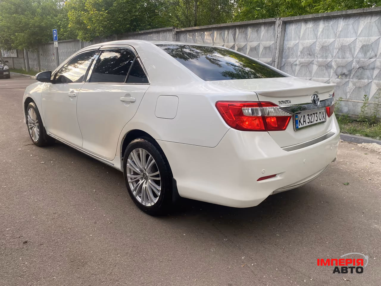 Toyota Camry - фото 5
