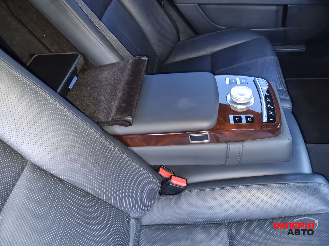 Mercedes-Benz S-Класс - фото 6