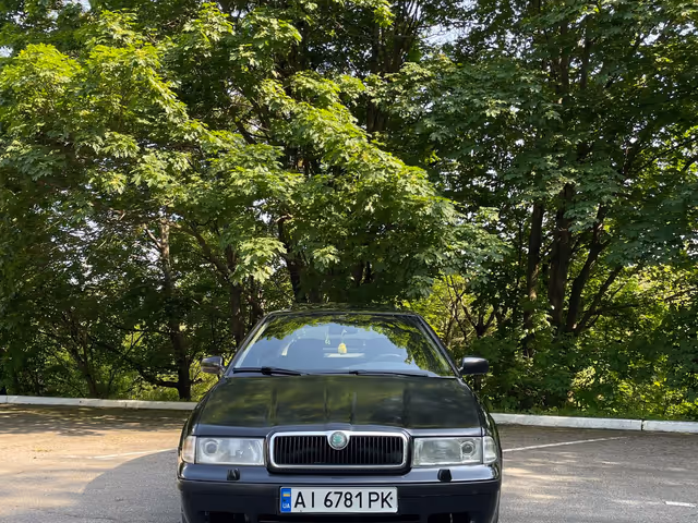 Skoda Octavia - фото 2