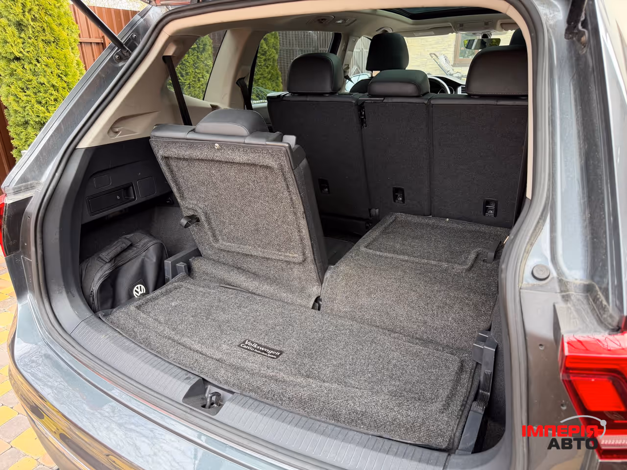 Volkswagen Tiguan - фото 12
