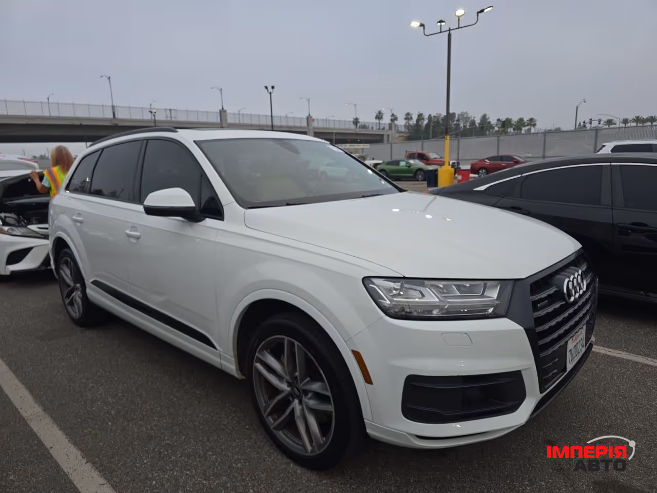 Audi Q7 - фото 2
