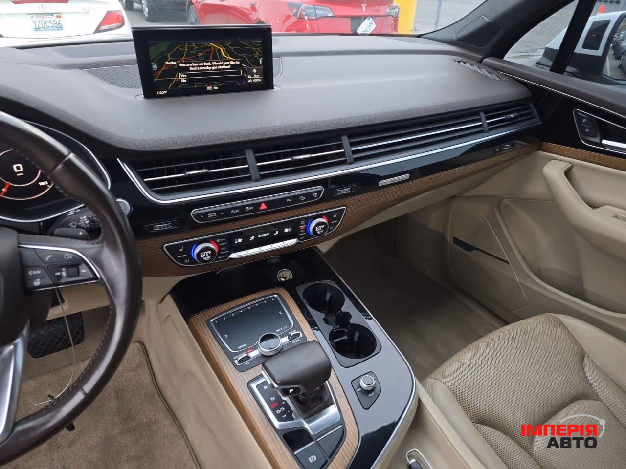 Audi Q7 - фото 7
