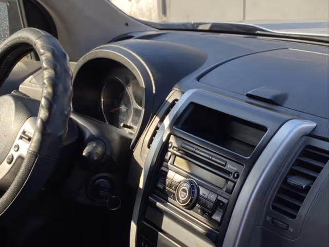 Nissan X-Trail - фото 3